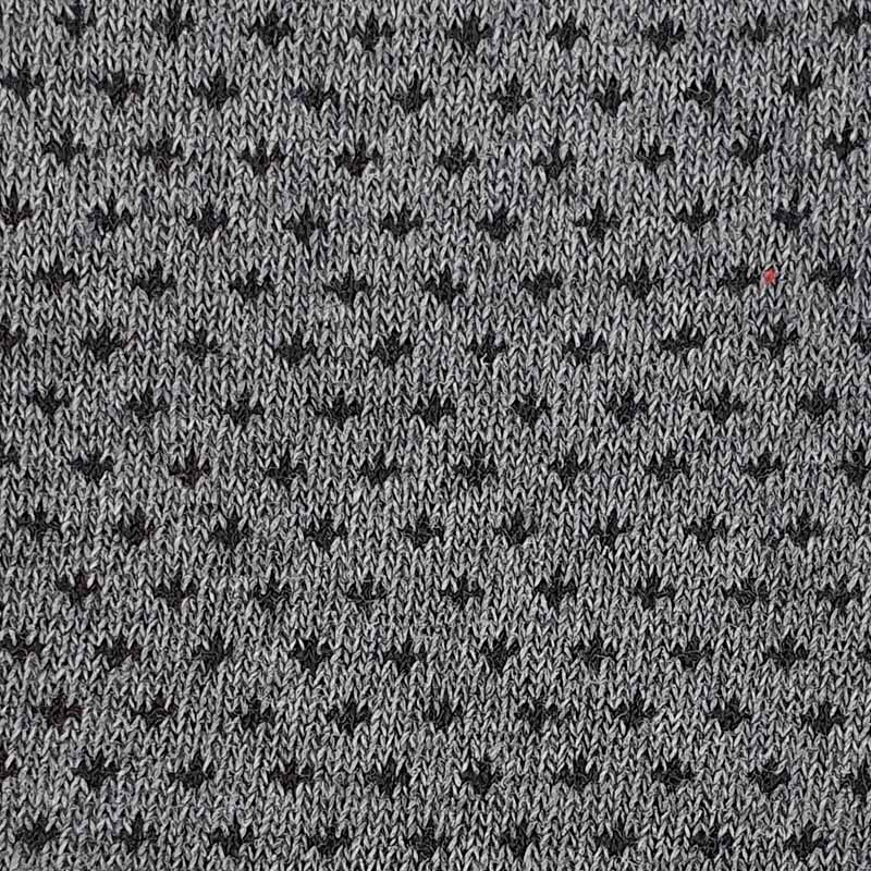 Gråa herrstrumpor med små svarta prickar, kommer i storlekarna 39-46 från AZOZA